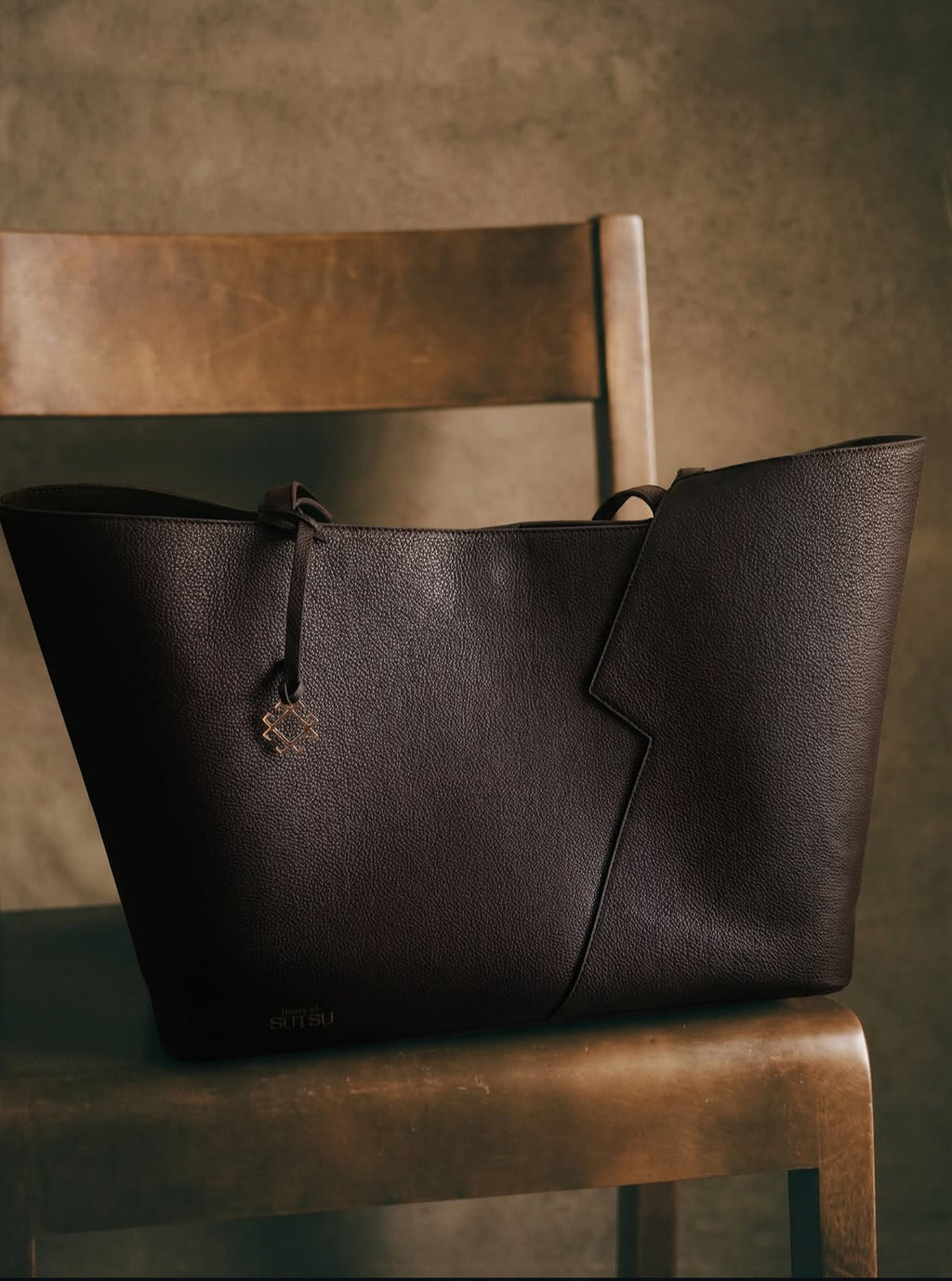 AYA TOTE
