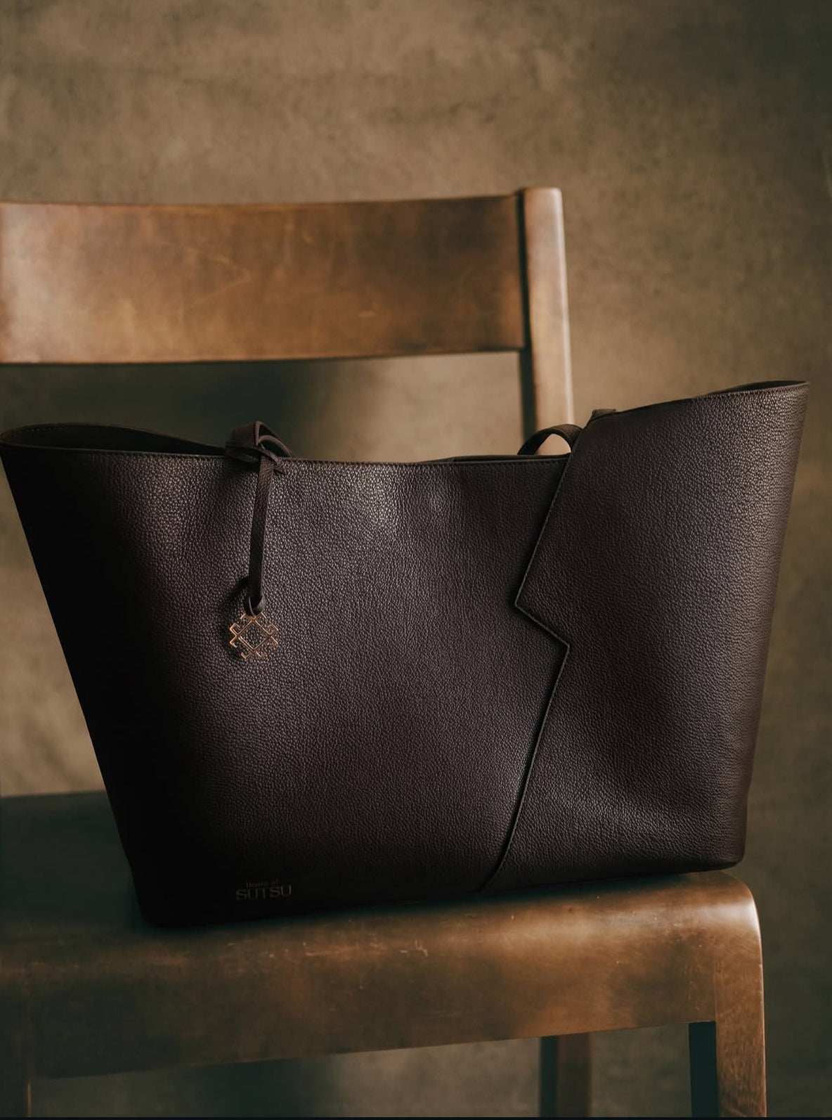AYA TOTE